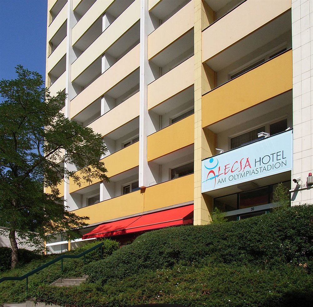 Alecsa Hotel Am Olympiastadion Berlin Exterior foto