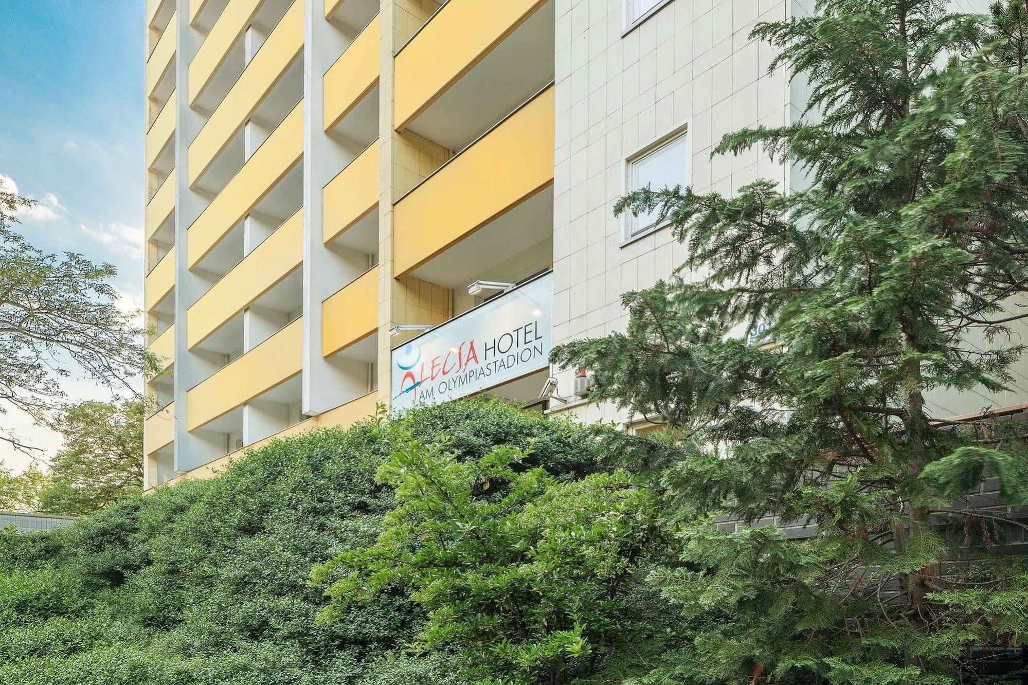 Alecsa Hotel Am Olympiastadion Berlin Exterior foto